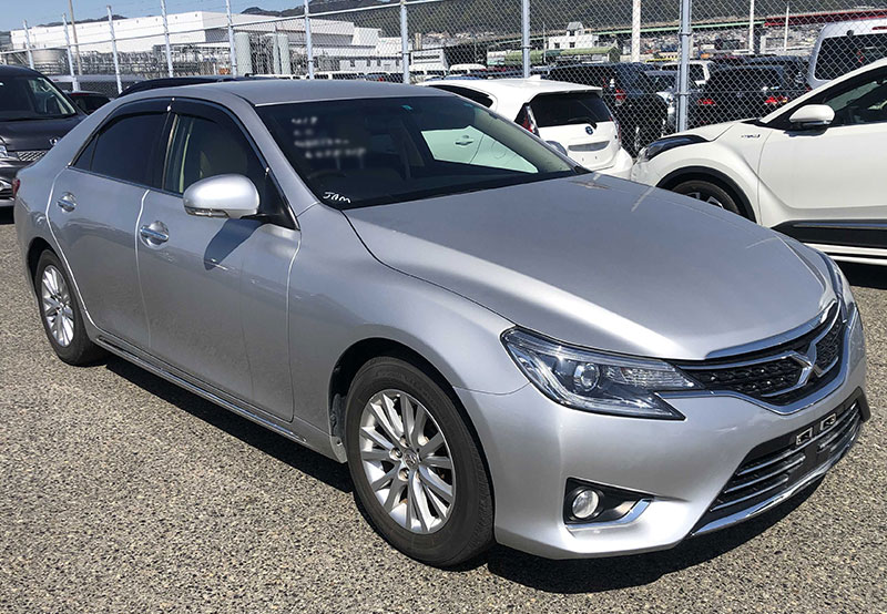 Toyota / Mark X 2015